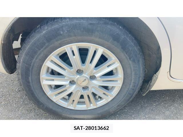 Nissan NOTE 2015-12 8367901-14