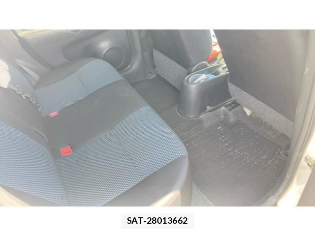 Nissan NOTE 2015-12 8367901-15