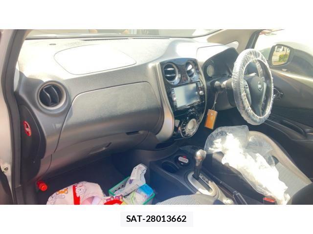 Nissan NOTE 2015-12 8367901-21