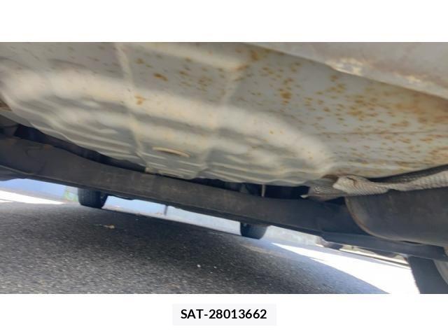Nissan NOTE 2015-12 8367901-28