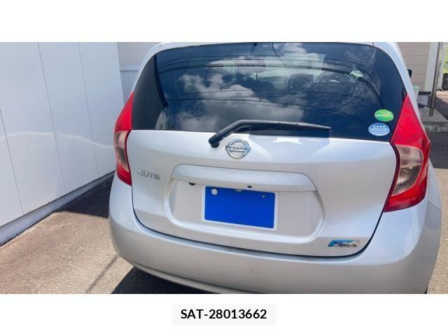 Nissan NOTE 2015-12 8367901-4
