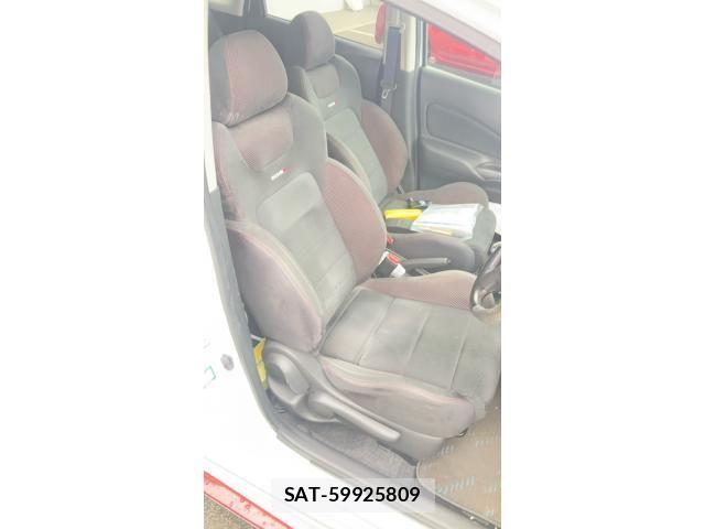 Nissan NOTE 2015-08 8367850-13