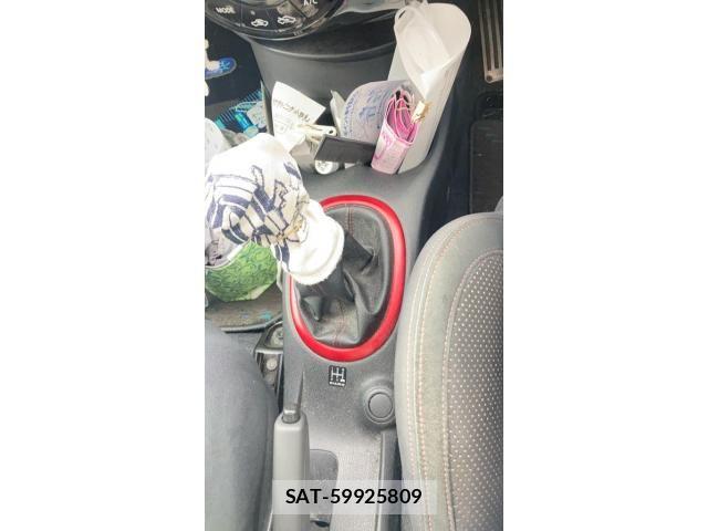 Nissan NOTE 2015-08 8367850-18