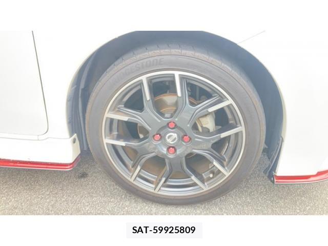 Nissan NOTE 2015-08 8367850-4