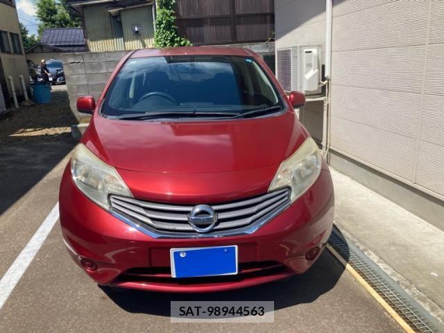 Nissan NOTE 2012-11 8367899-1
