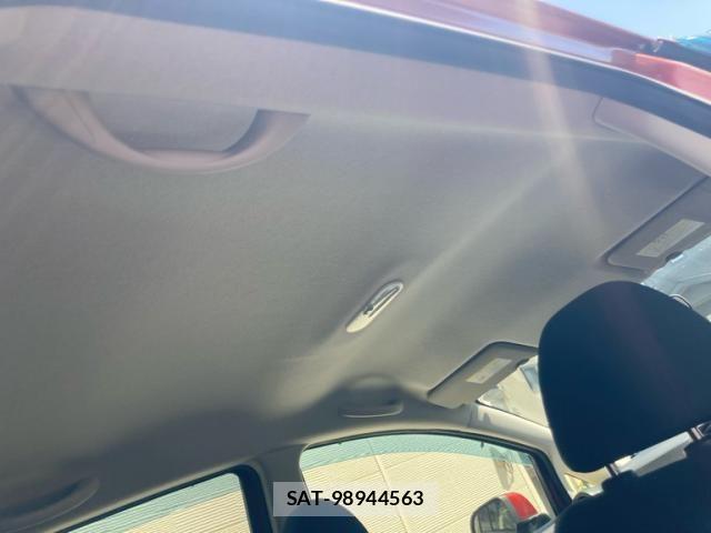 Nissan NOTE 2012-11 8367899-19