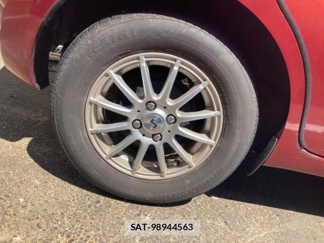 Nissan NOTE 2012-11 8367899-8