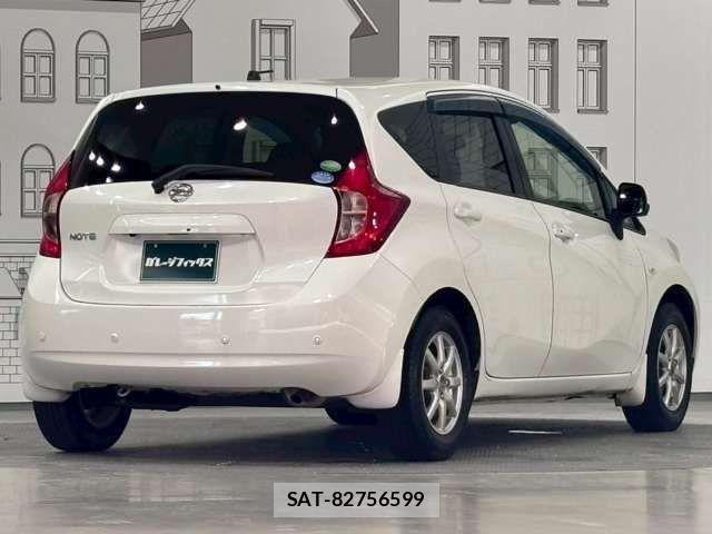Nissan NOTE 2014-03 8367882-8