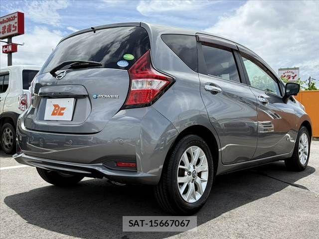 Nissan NOTE 2018-09 8367866-12