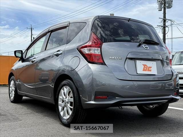 Nissan NOTE 2018-09 8367866-14