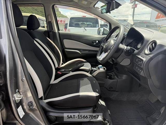 Nissan NOTE 2018-09 8367866-15