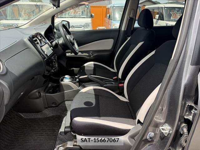 Nissan NOTE 2018-09 8367866-17
