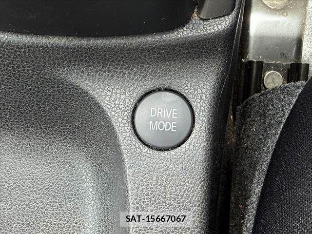 Nissan NOTE 2018-09 8367866-26