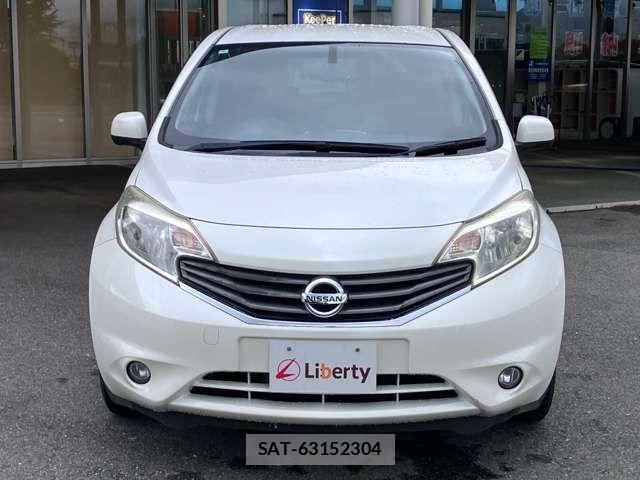 Nissan NOTE 2014-01 8367879-5