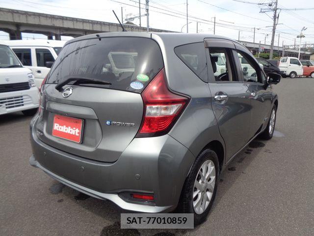 Nissan NOTE 2016-11 8367869-6