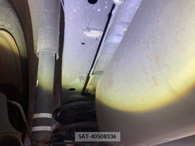 Nissan NOTE 2011-08 8367893-21