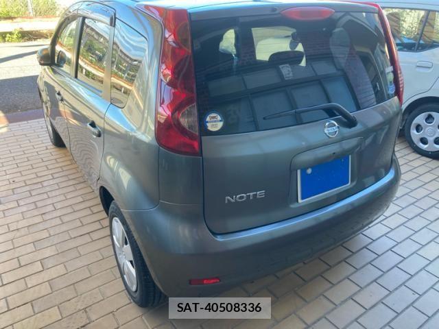 Nissan NOTE 2011-08 8367893-4