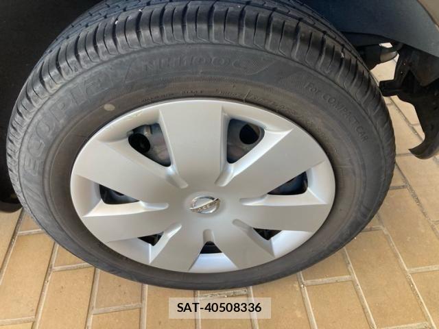 Nissan NOTE 2011-08 8367893-7