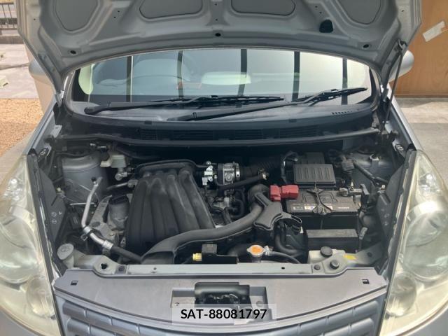 Nissan NOTE 2011-08 8367887-9