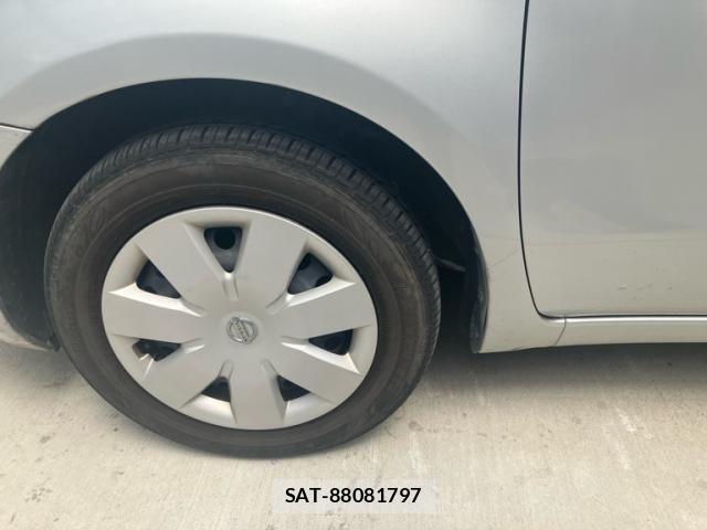 Nissan NOTE 2011-08 8367887-11