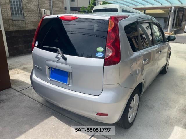 Nissan NOTE 2011-08 8367887-3