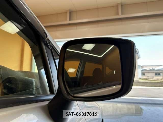 Nissan NOTE 2019-10 8367844-13
