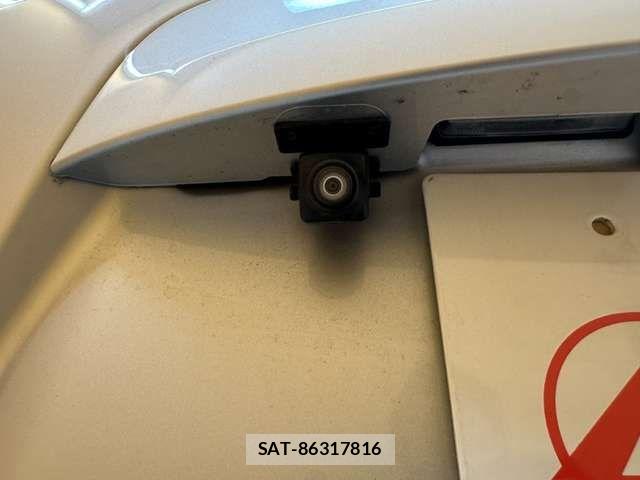 Nissan NOTE 2019-10 8367844-16