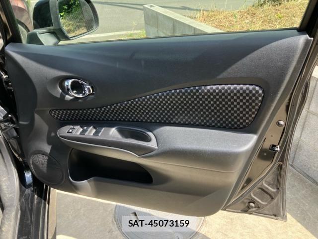 Nissan NOTE 2013-02 8367888-14