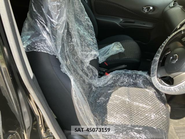 Nissan NOTE 2013-02 8367888-16