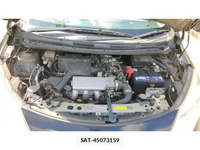 Nissan NOTE 2013-02 8367888-25