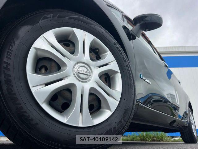 Nissan NOTE 2017-09 8367852-12