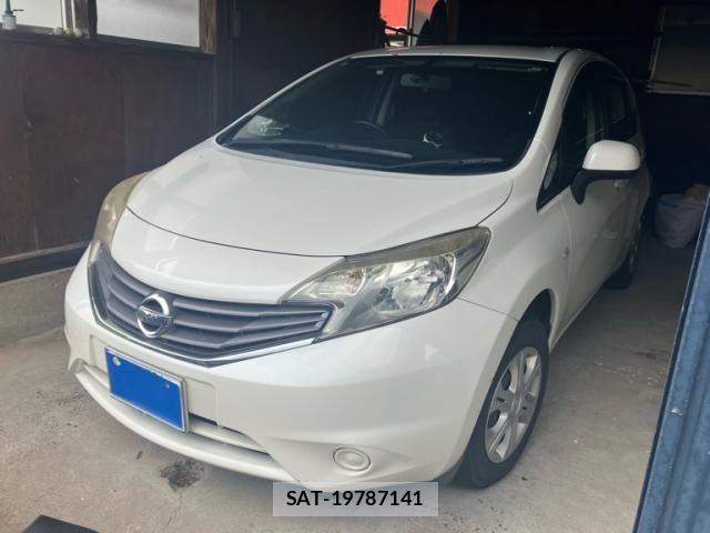 Nissan NOTE 2013-08 8367898-0