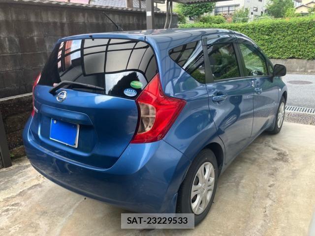 Nissan NOTE 2014-01 8367897-1