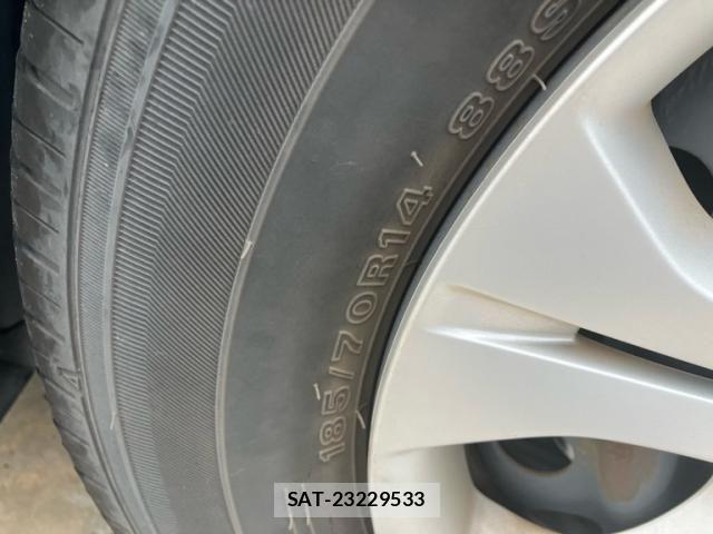 Nissan NOTE 2014-01 8367897-3