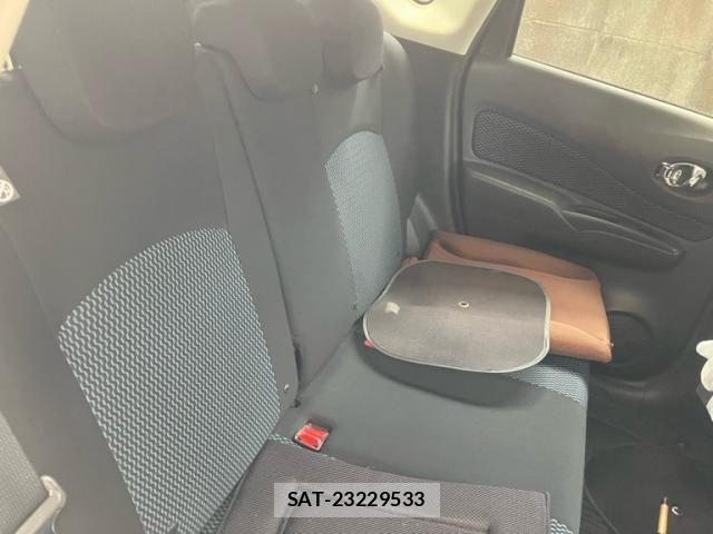 Nissan NOTE 2014-01 8367897-6