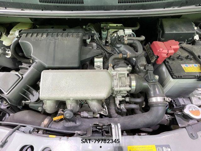 Nissan NOTE 2014-02 8367868-17