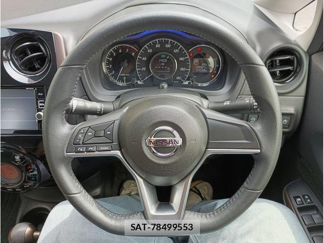 Nissan NOTE 2017-03 8367856-10