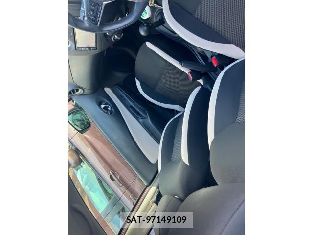 Nissan NOTE 2017-08 8367878-9