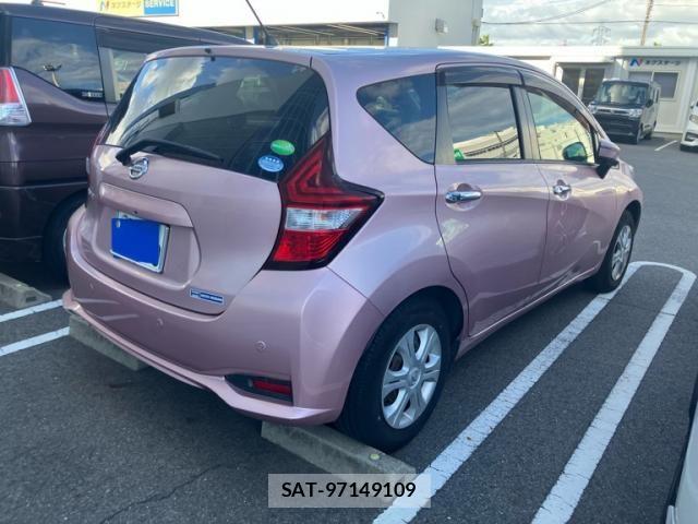 Nissan NOTE 2017-08 8367878-2