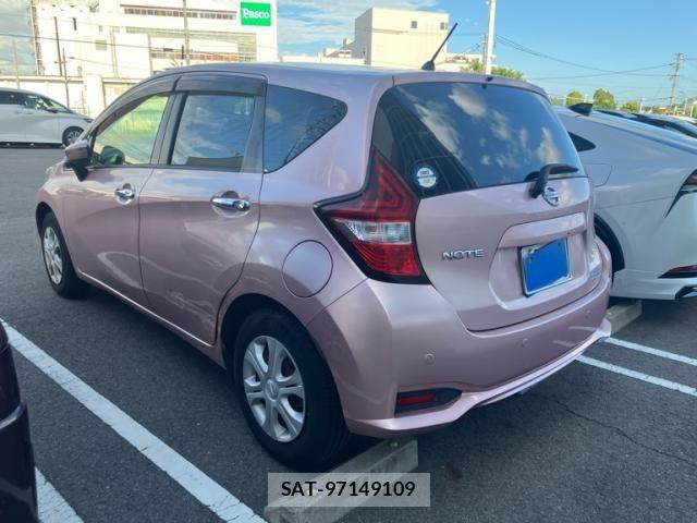 Nissan NOTE 2017-08 8367878-3