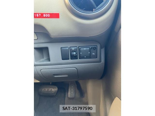 Nissan NOTE 2006-01 8371992-18