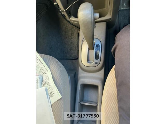 Nissan NOTE 2006-01 8371992-21