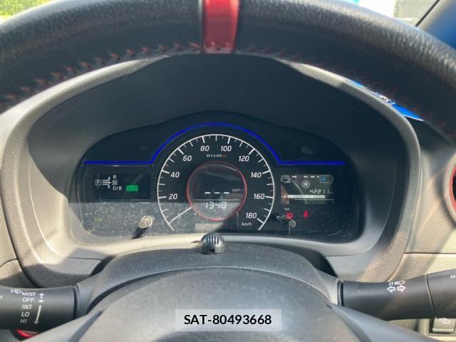 Nissan NOTE 2017-11 8371984-10