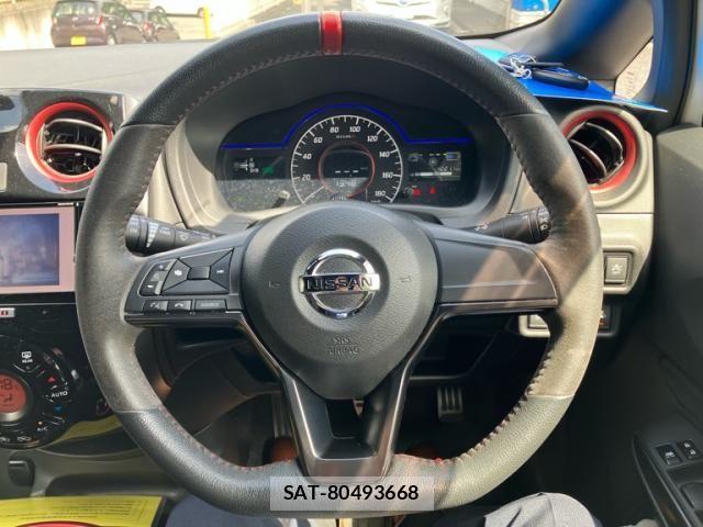 Nissan NOTE 2017-11 8371984-12