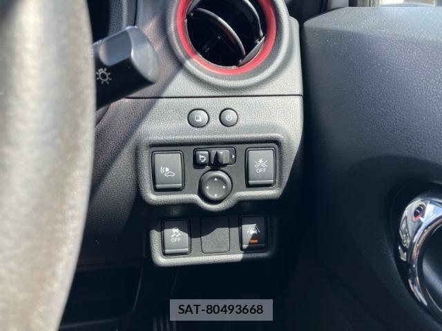 Nissan NOTE 2017-11 8371984-15