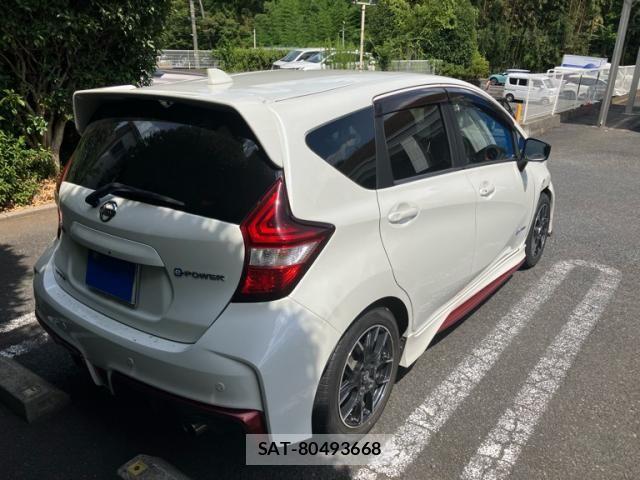 Nissan NOTE 2017-11 8371984-4