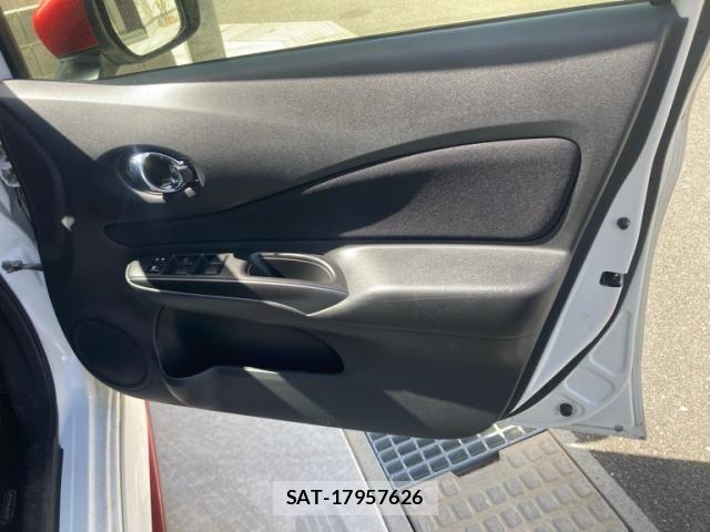 Nissan NOTE 2017-02 8371985-8