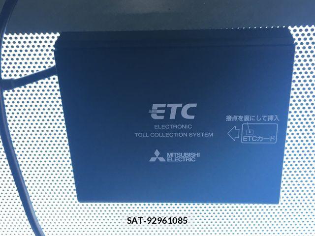 Nissan NOTE 2017-03 8371986-28