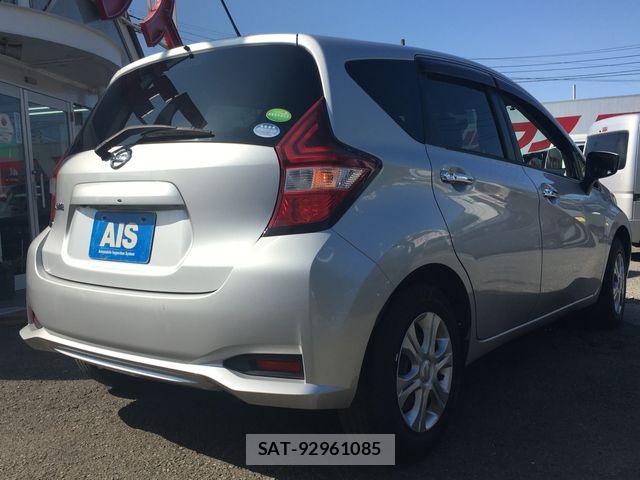 Nissan NOTE 2017-03 8371986-6
