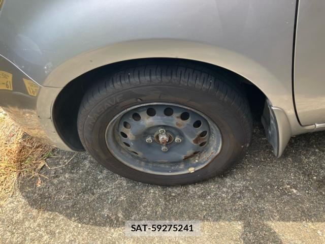 Nissan NOTE 2010-08 8371993-7